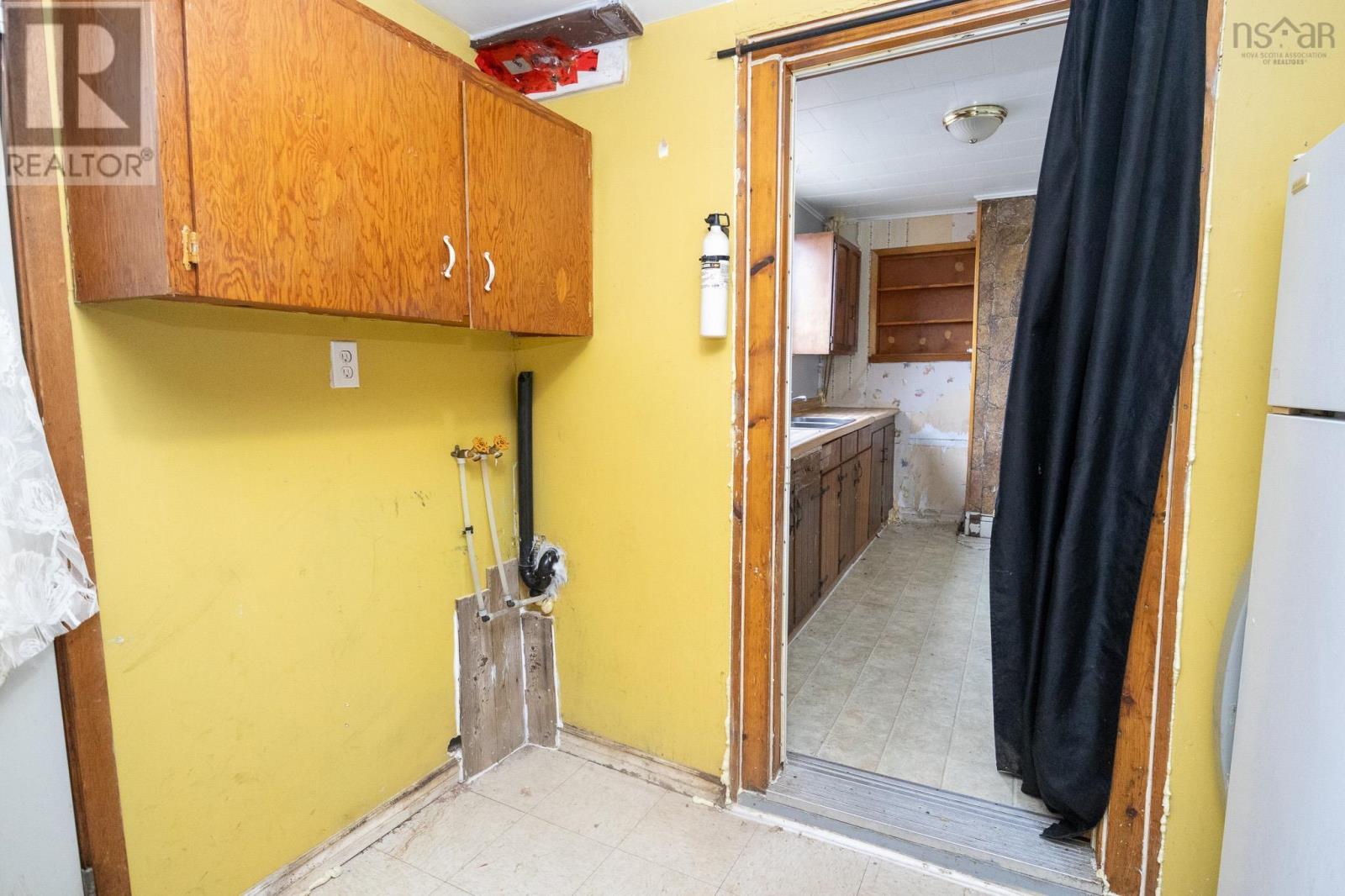 19/21 Tenth Street, Glace Bay, Nova Scotia  B1A 4L6 - Photo 32 - 202423889