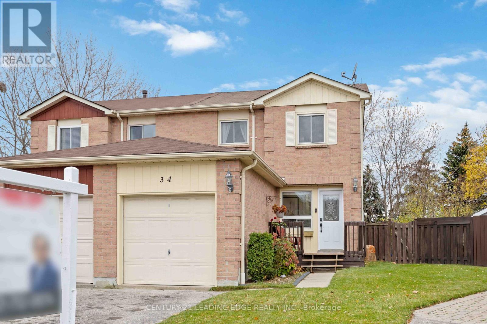 34 Tams Drive, Ajax, Ontario  L1Z 1A2 - Photo 4 - E10428580