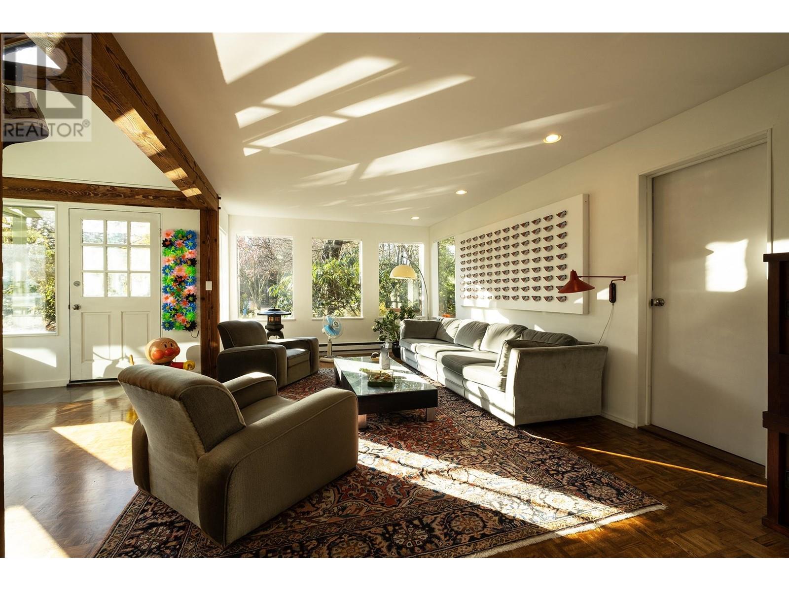 896 Charman Road, Gibsons, British Columbia  V0N 1V4 - Photo 10 - R2944980