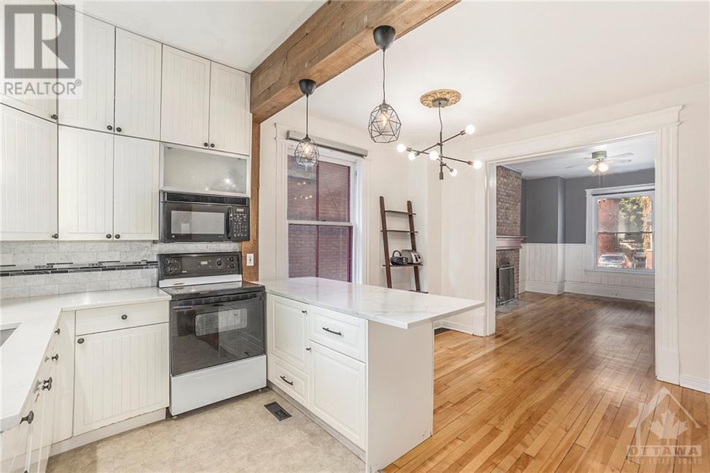 128 Flora StreetOttawa, Ontario  K1R 5R5 - Photo 6 - X10428907