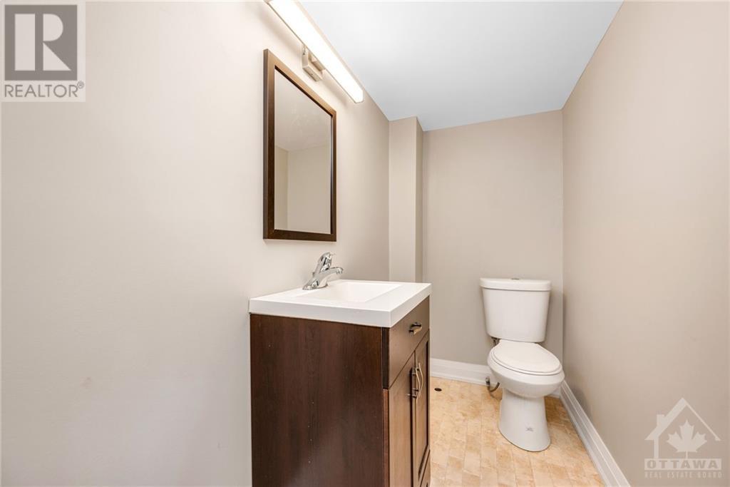 630 Birchland CrescentOttawa, Ontario  K2S 0S8 - Photo 25 - X10428826