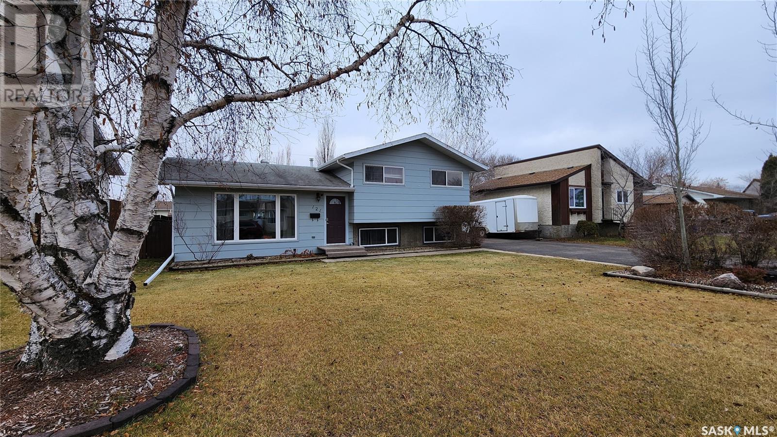 121 19th Street, Battleford, Saskatchewan  S0M 0E0 - Photo 2 - SK988378