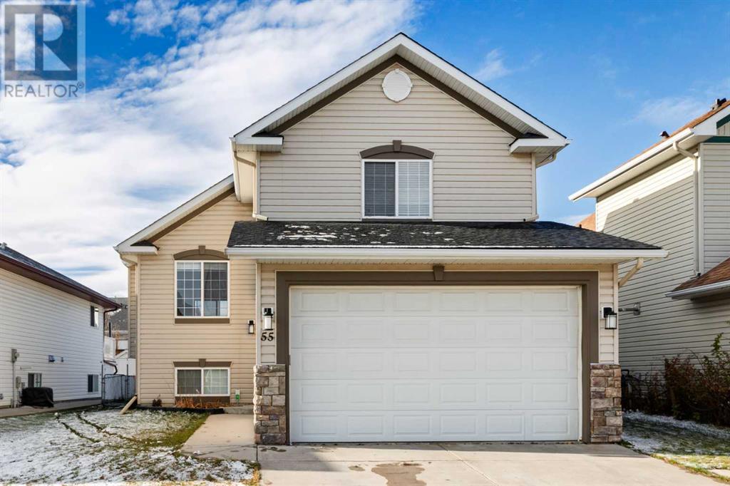 55 Willowbrook Crescent NW, Airdrie, Alberta