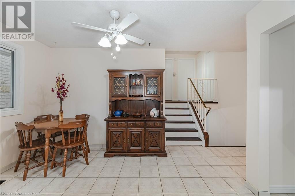 51 Monteagle Court, Hamilton, Ontario  L9C 6Y1 - Photo 15 - 40678584
