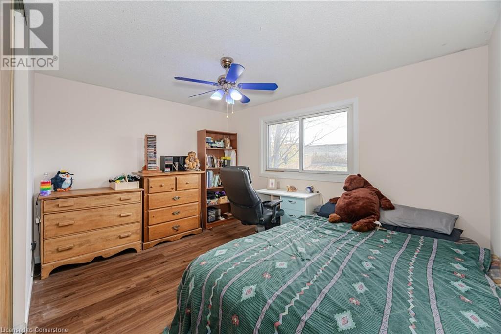51 Monteagle Court, Hamilton, Ontario  L9C 6Y1 - Photo 25 - 40678584