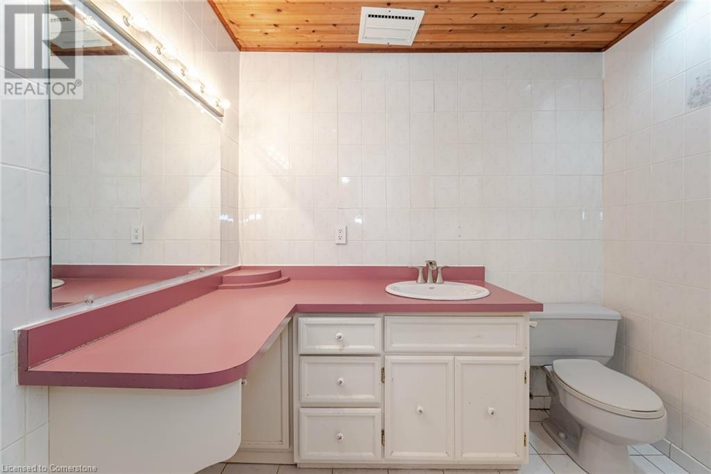 51 Monteagle Court, Hamilton, Ontario  L9C 6Y1 - Photo 37 - 40678584