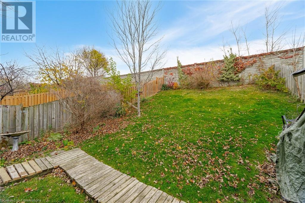 51 Monteagle Court, Hamilton, Ontario  L9C 6Y1 - Photo 48 - 40678584