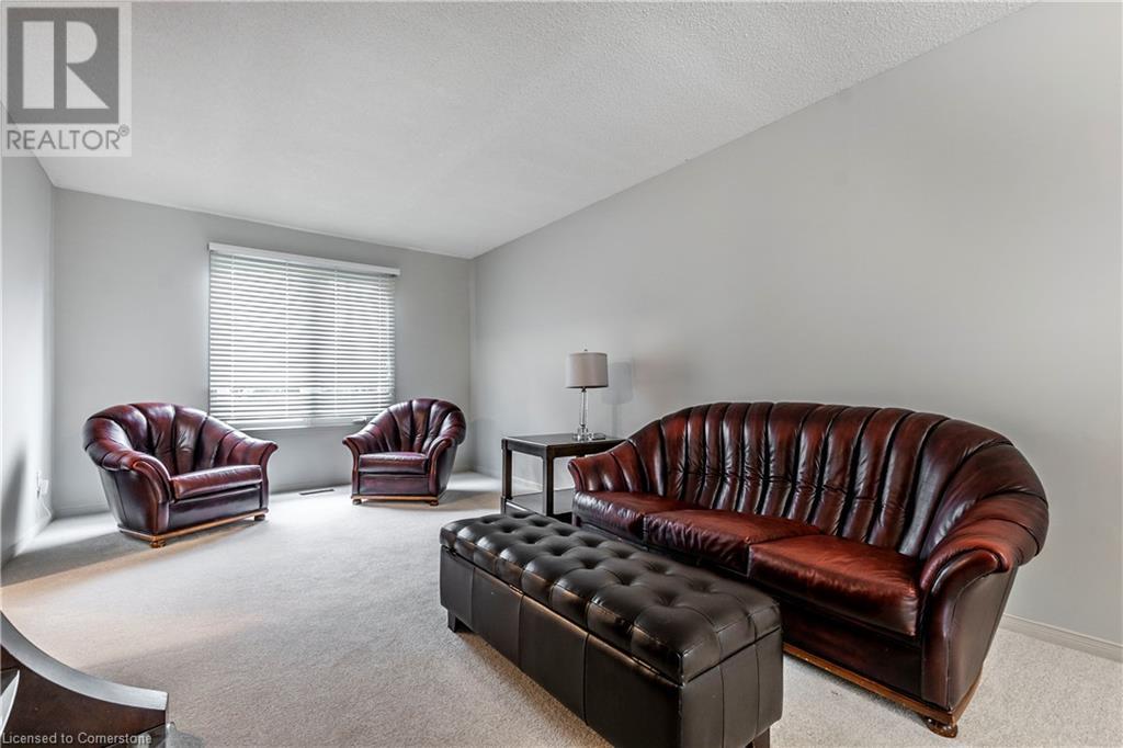 2031 Headon Forest Drive, Burlington, Ontario  L7M 2M2 - Photo 11 - 40678489