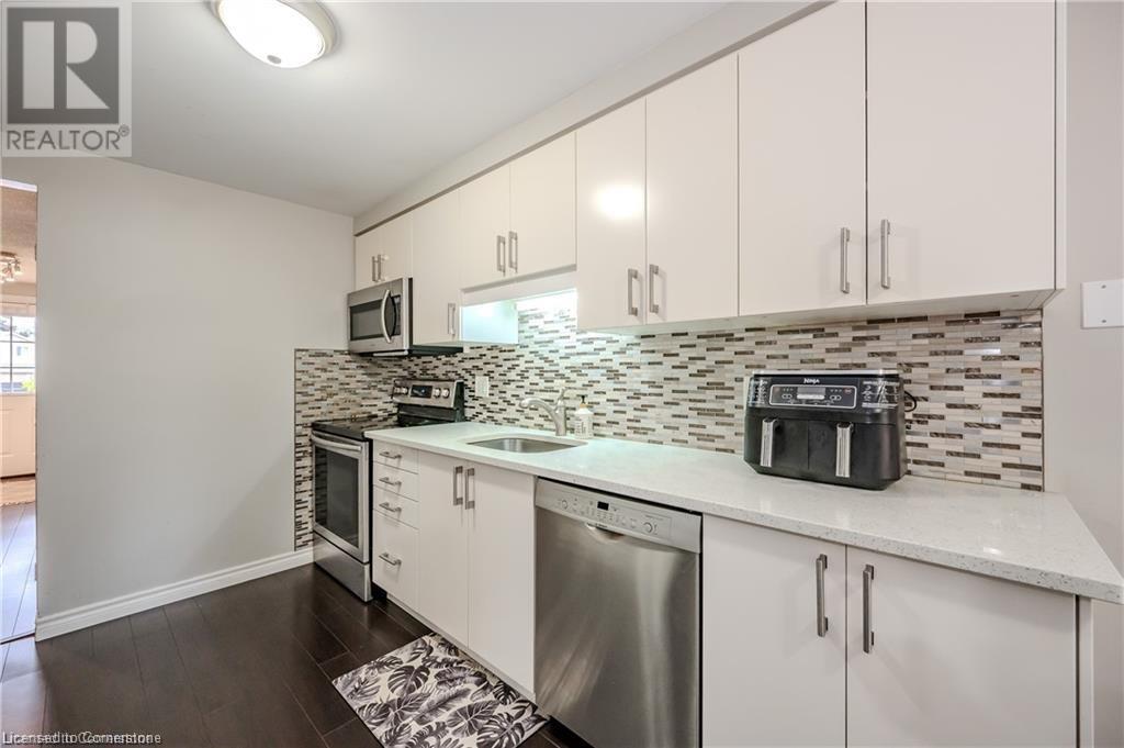 395 Downsview Place, Waterloo, Ontario  N2K 3W6 - Photo 12 - 40678637