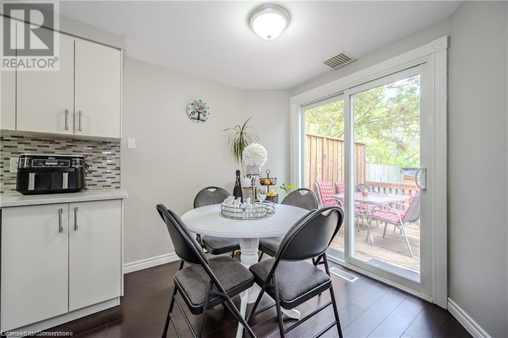395 Downsview Place, Waterloo, Ontario  N2K 3W6 - Photo 9 - 40678637