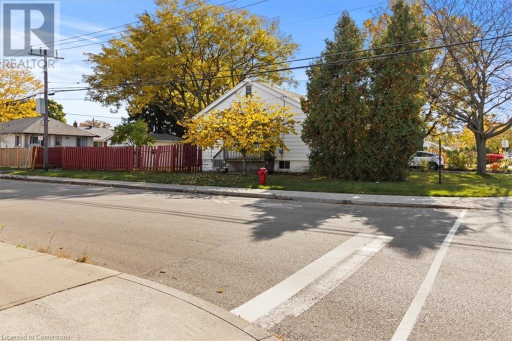 109 Terrace Drive, Hamilton, Ontario  L9A 2Y8 - Photo 2 - 40668184