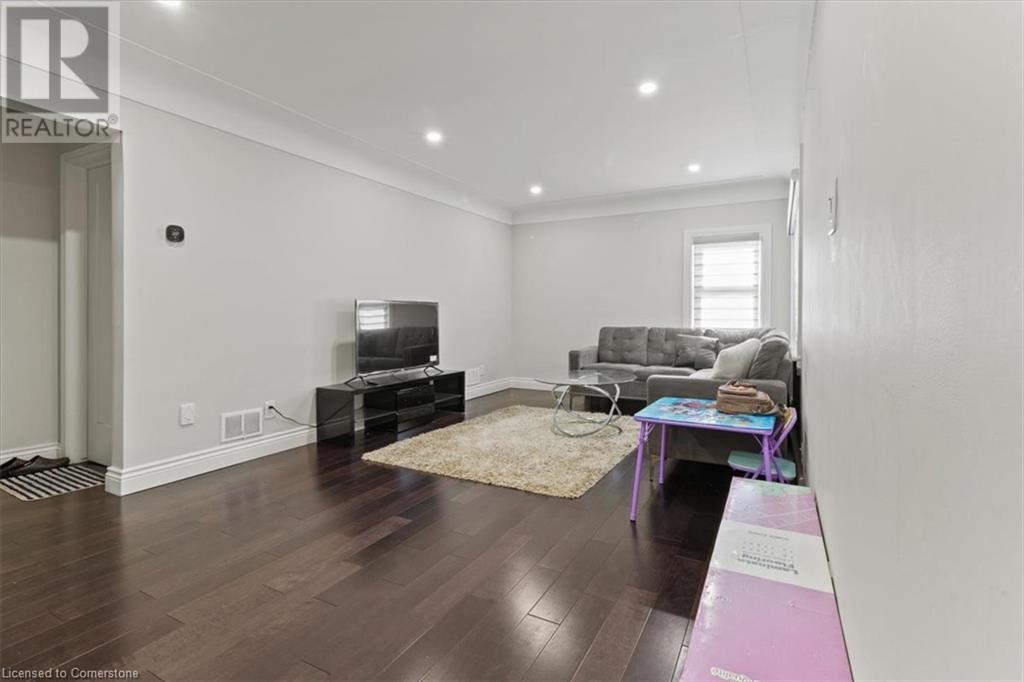 109 Terrace Drive, Hamilton, Ontario  L9A 2Y8 - Photo 5 - 40668184