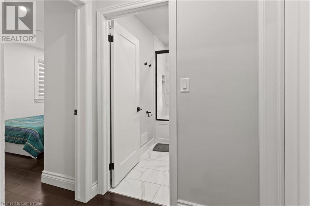 109 Terrace Drive, Hamilton, Ontario  L9A 2Y8 - Photo 7 - 40668184