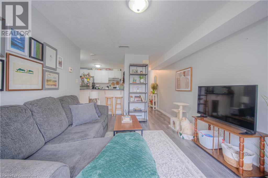 45 Cedarhill Crescent Unit# 10c, Kitchener, Ontario  N2E 0A2 - Photo 10 - 40678381