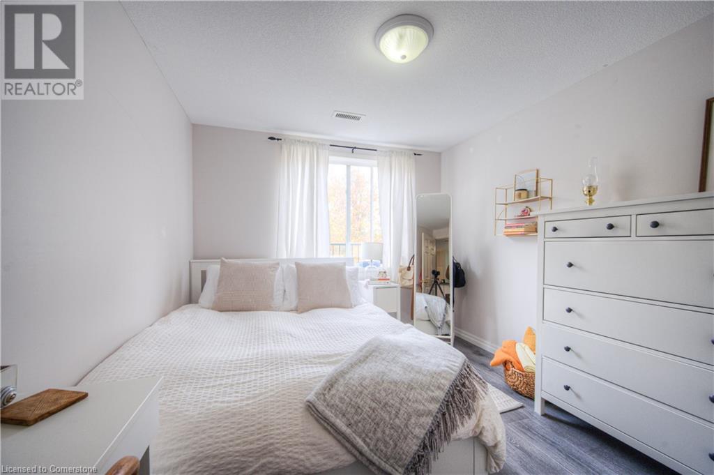 45 Cedarhill Crescent Unit# 10c, Kitchener, Ontario  N2E 0A2 - Photo 8 - 40678381