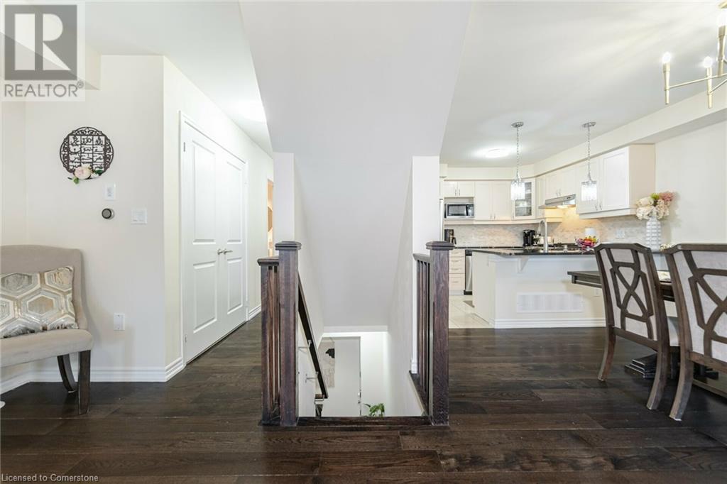 106 Lemieux Court, Milton, Ontario  L9E 1E9 - Photo 7 - 40678583