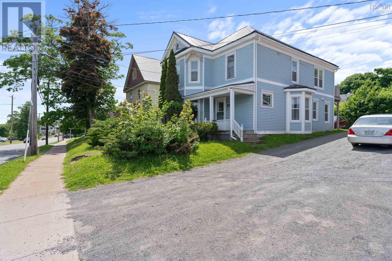 290 South Foord Street, Stellarton, Nova Scotia  B0K 0A2 - Photo 5 - 202414963