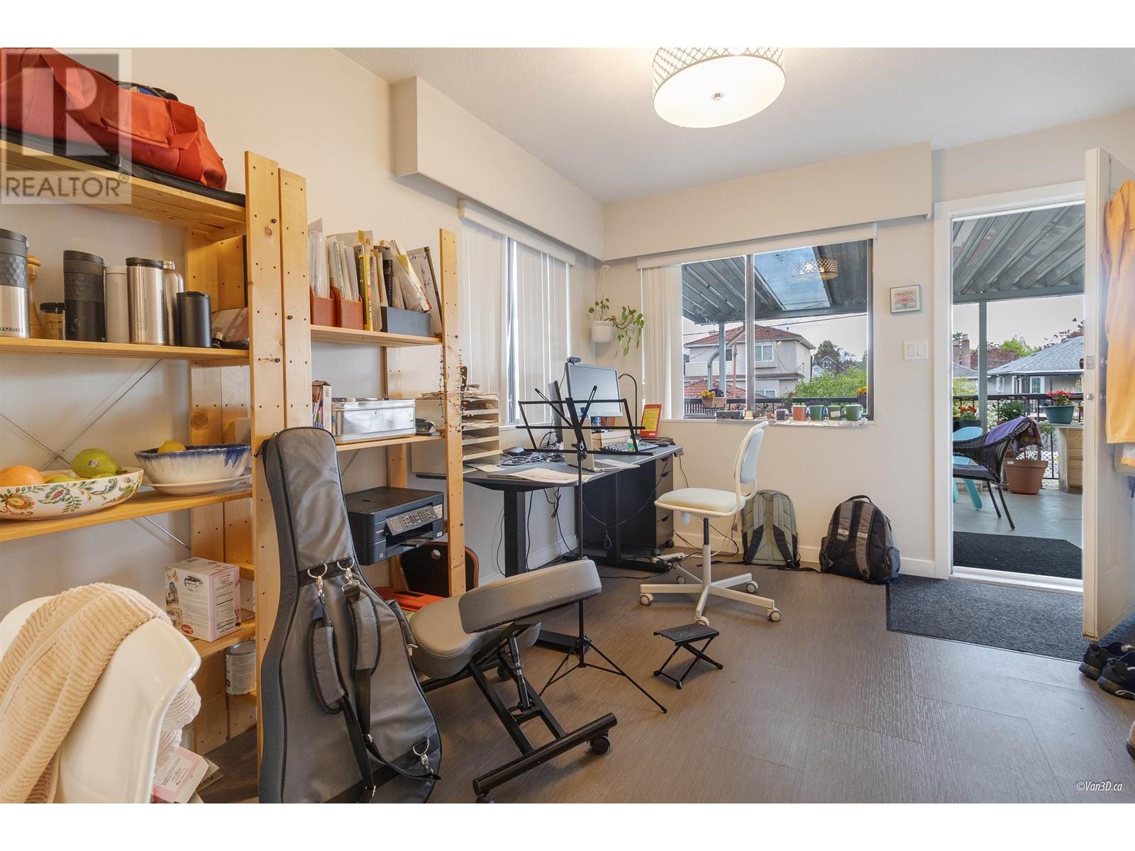 2752 Grant Street, Vancouver, British Columbia  V5K 3H2 - Photo 10 - R2945004