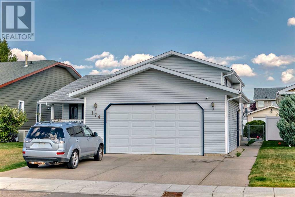 174 Donnelly Crescent, Red Deer, Alberta  T4R 2L6 - Photo 3 - A2179101