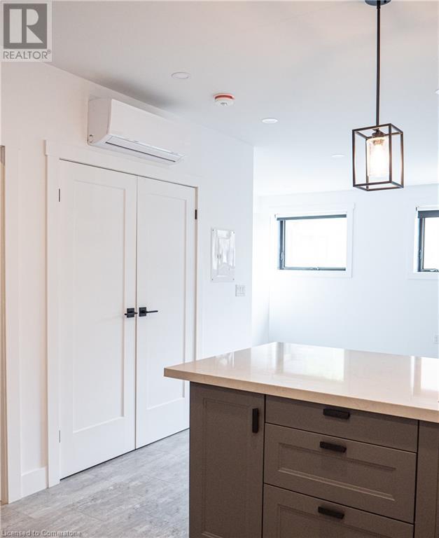 284 James Street N Unit# 5, Hamilton, Ontario  L8R 2L3 - Photo 2 - 40670764