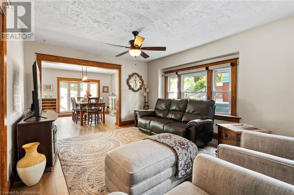 369 Queenston Street, St. Catharines, Ontario  L2P 2Y1 - Photo 9 - 40678735