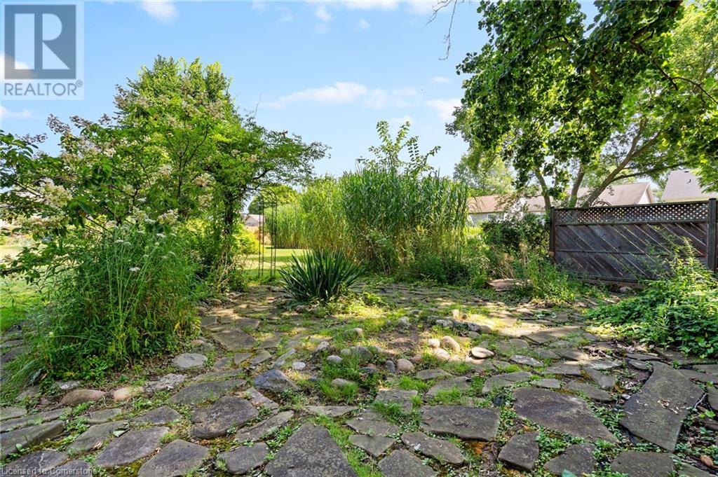 369 Queenston Street, St. Catharines, Ontario  L2P 2Y1 - Photo 42 - 40678735