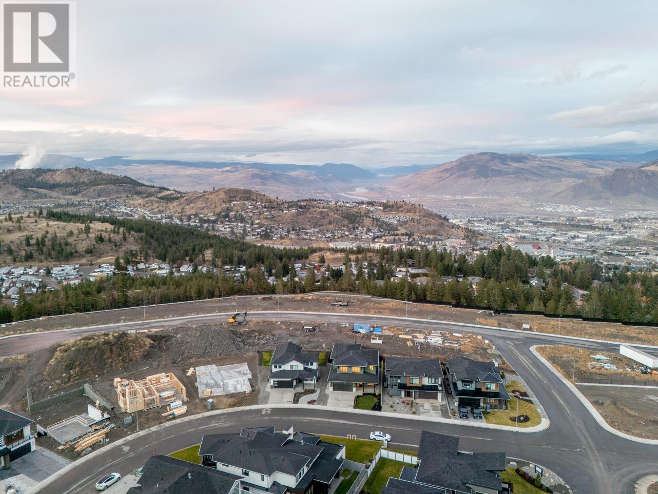 2090 LINFIELD Drive Kamloops