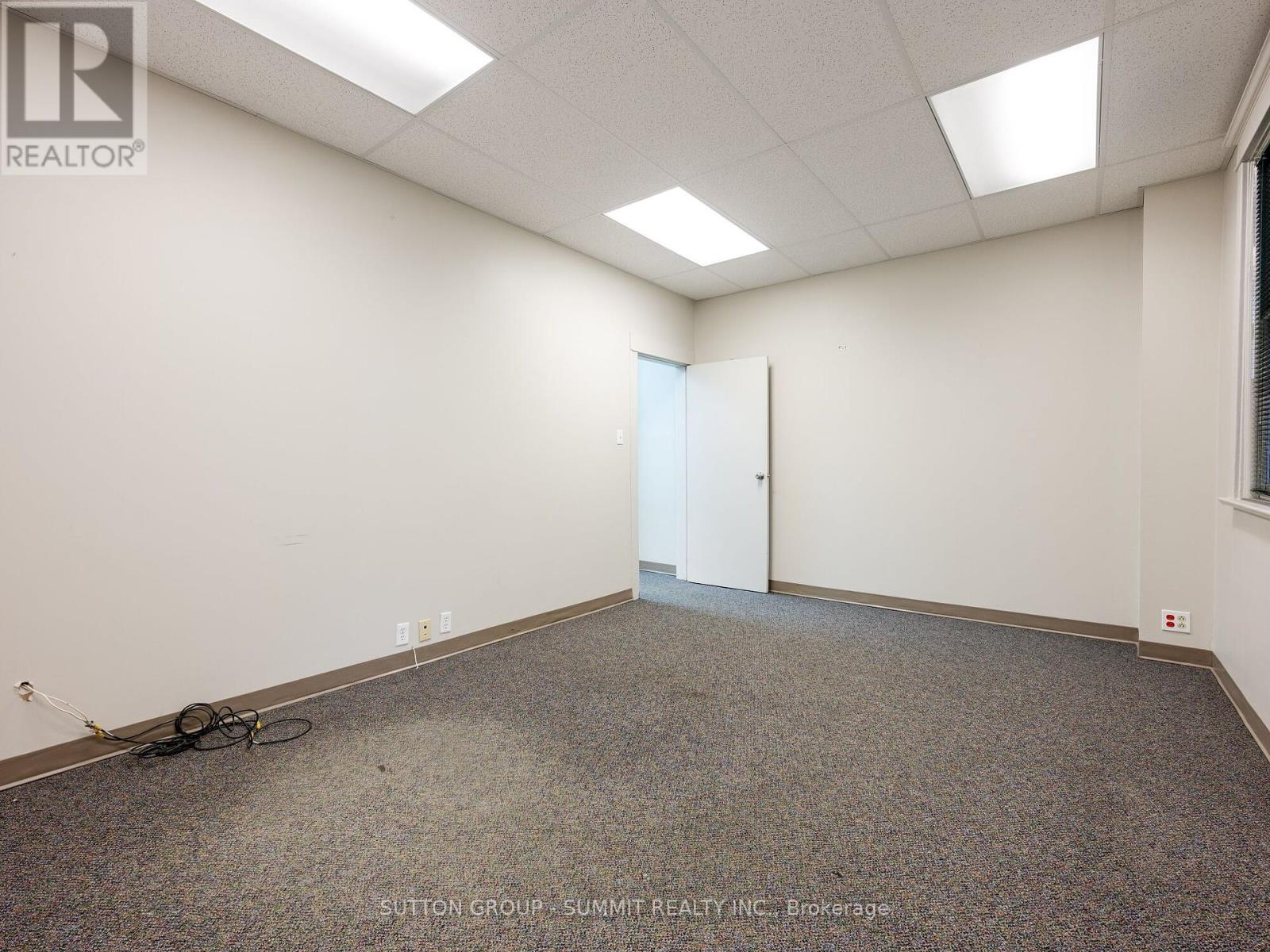 281 Roncesvalles Avenue, Toronto (Roncesvalles), Ontario  M6R 2M3 - Photo 12 - W10429123