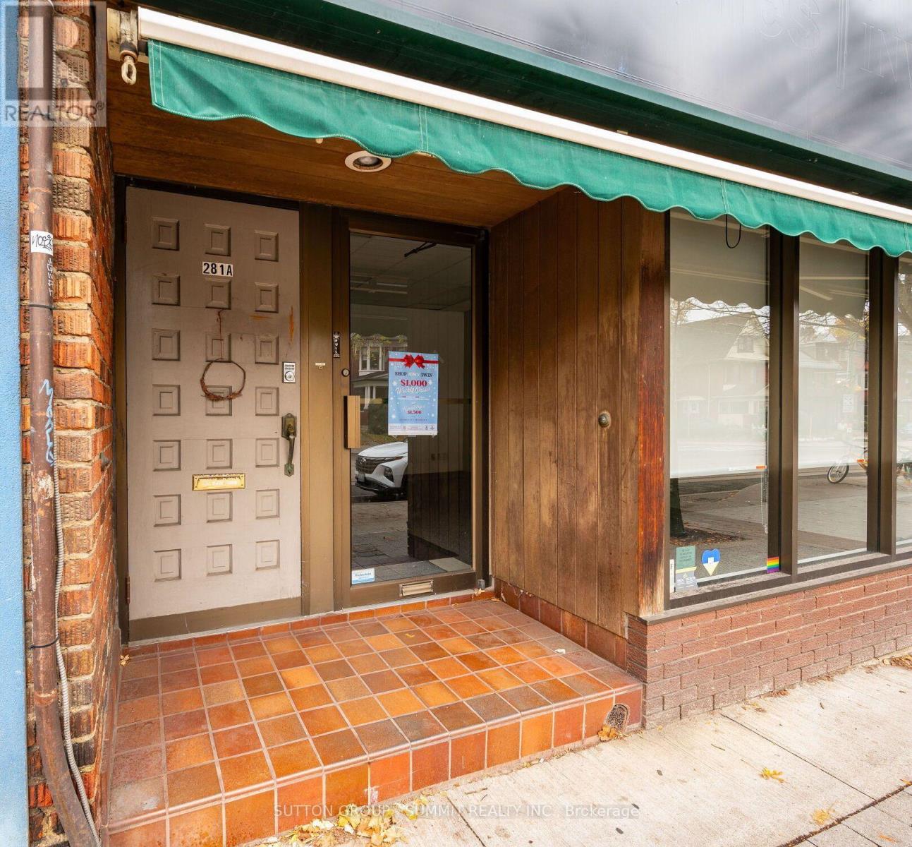 281 Roncesvalles Avenue, Toronto (Roncesvalles), Ontario  M6R 2M3 - Photo 2 - W10429123