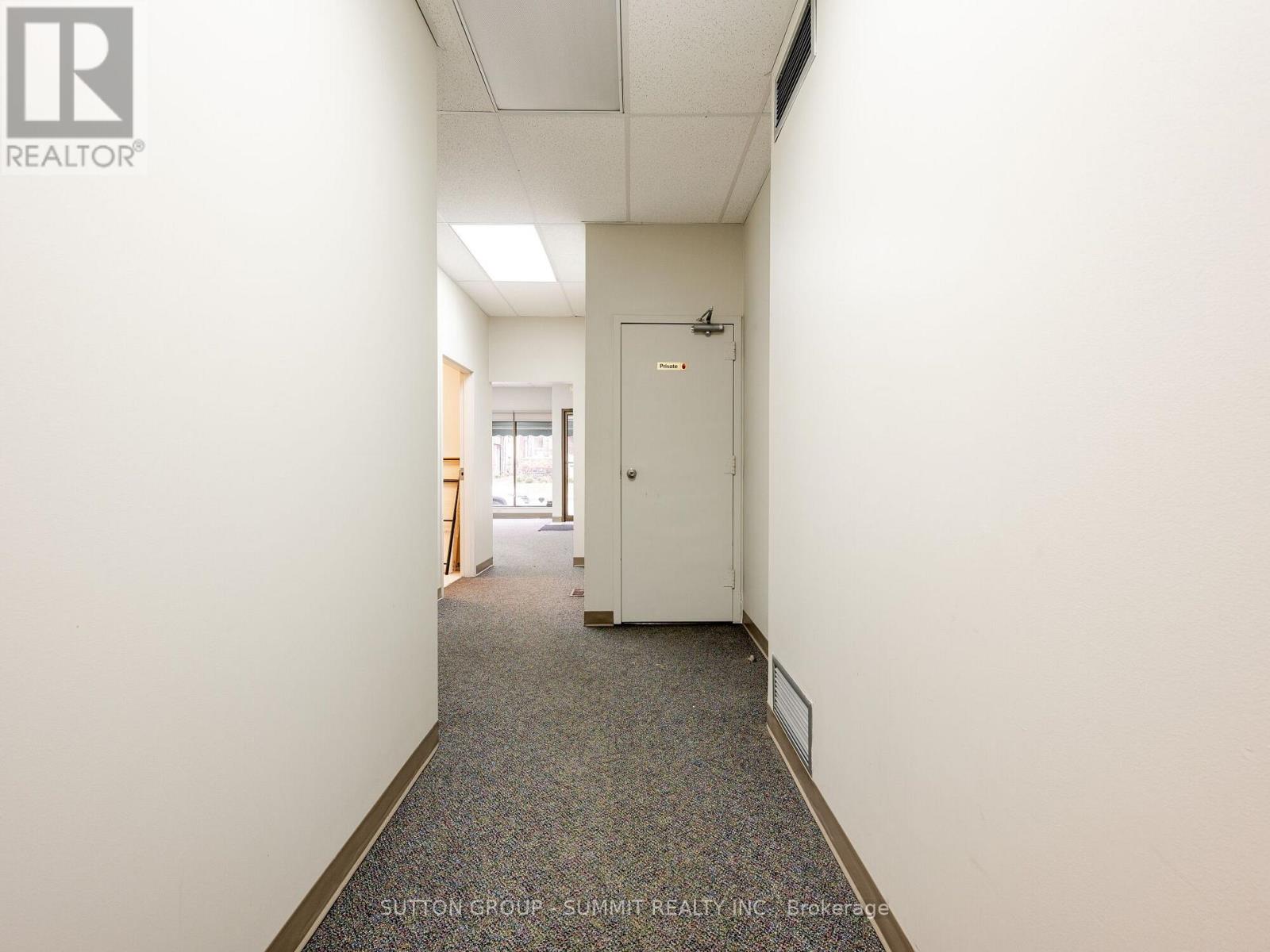 281 Roncesvalles Avenue, Toronto (Roncesvalles), Ontario  M6R 2M3 - Photo 9 - W10429123
