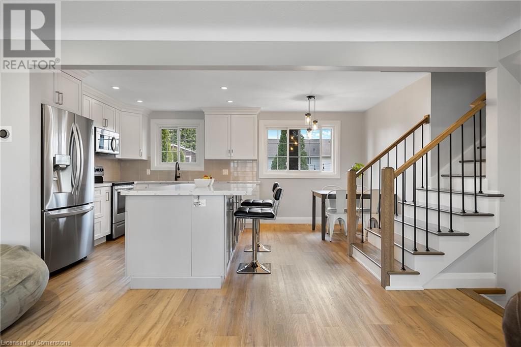 6146 Monterey Avenue, Niagara Falls, Ontario  L2H 2A4 - Photo 6 - XH4202701