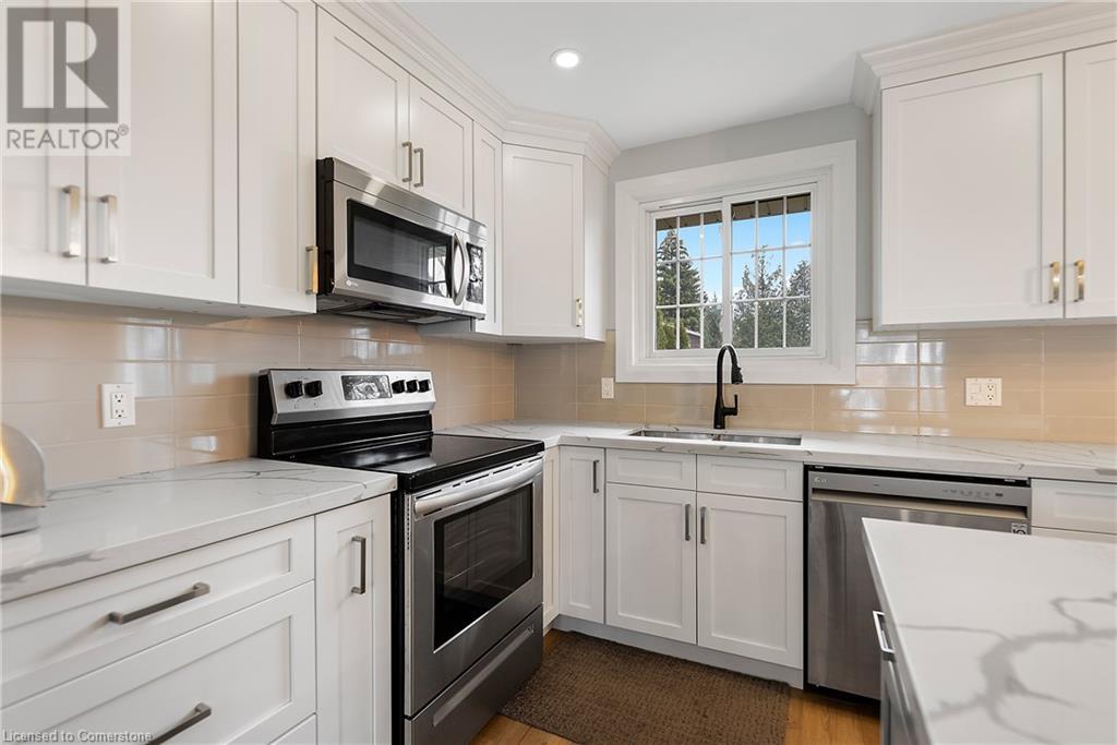 6146 Monterey Avenue, Niagara Falls, Ontario  L2H 2A4 - Photo 8 - XH4202701