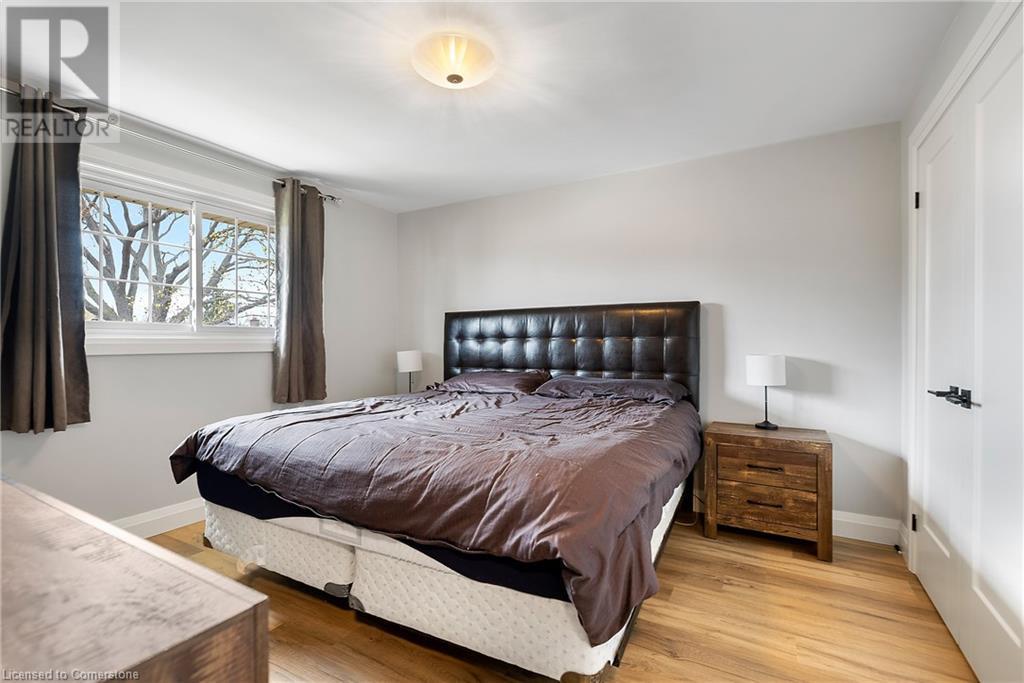 6146 Monterey Avenue, Niagara Falls, Ontario  L2H 2A4 - Photo 15 - XH4202701