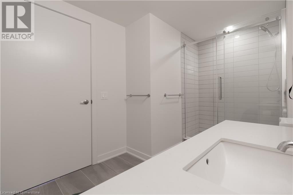 340 Plains Road E Unit# 411Burlington, Ontario  L7T 0C2 - Photo 16 - 40678623