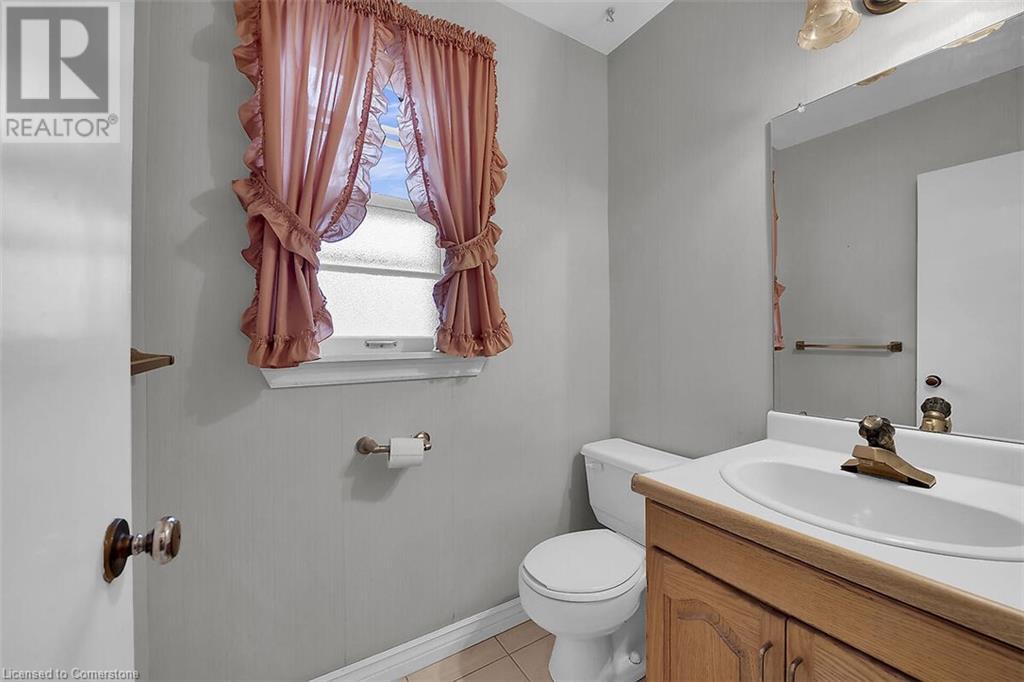 25 Sunning Hill Avenue, Hamilton, Ontario  L8T 1B3 - Photo 11 - 40678748