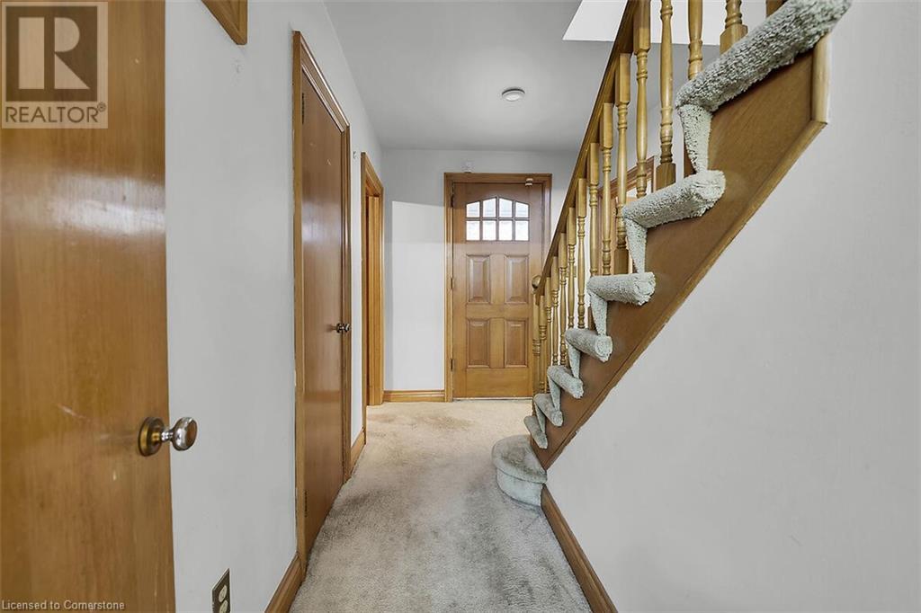 25 Sunning Hill Avenue, Hamilton, Ontario  L8T 1B3 - Photo 12 - 40678748