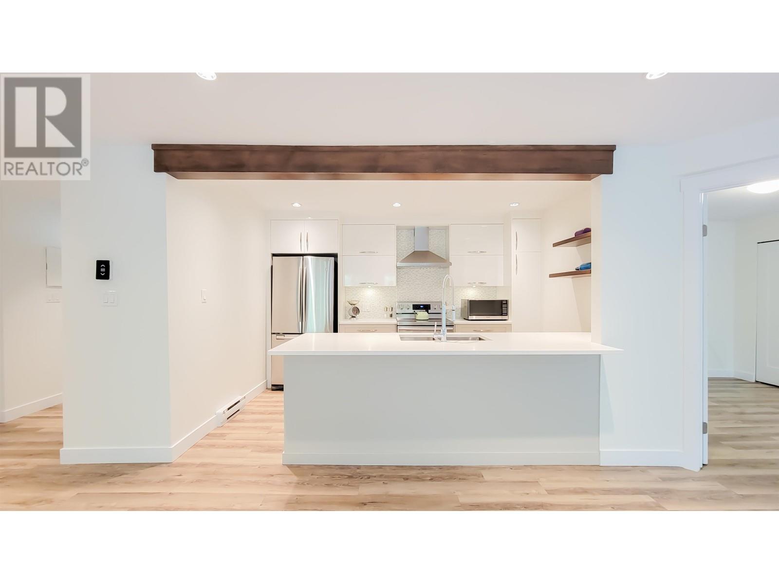 208 2733 ATLIN PLACE