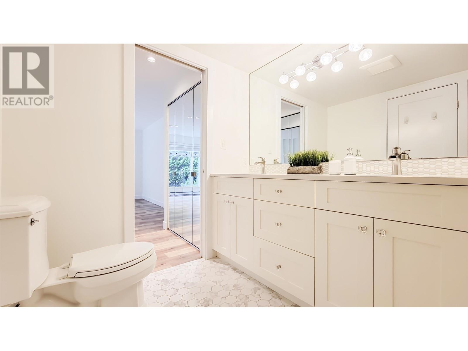 208 2733 ATLIN PLACE