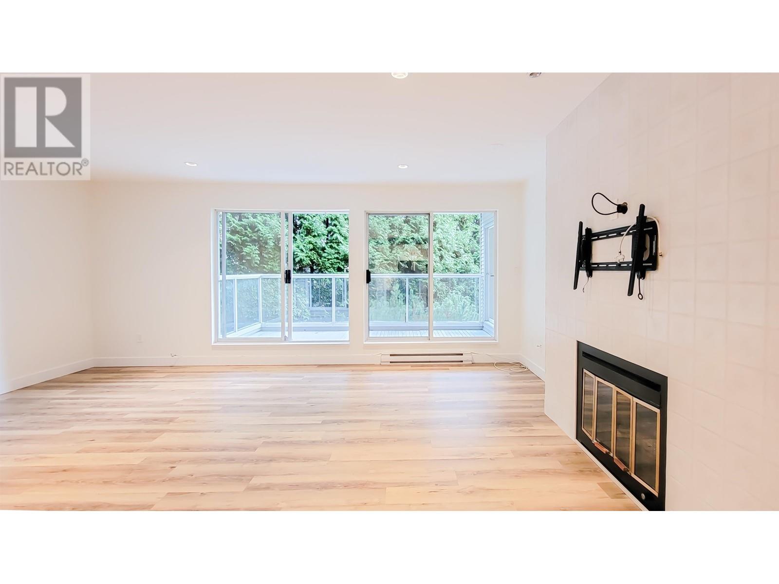 208 2733 ATLIN PLACE