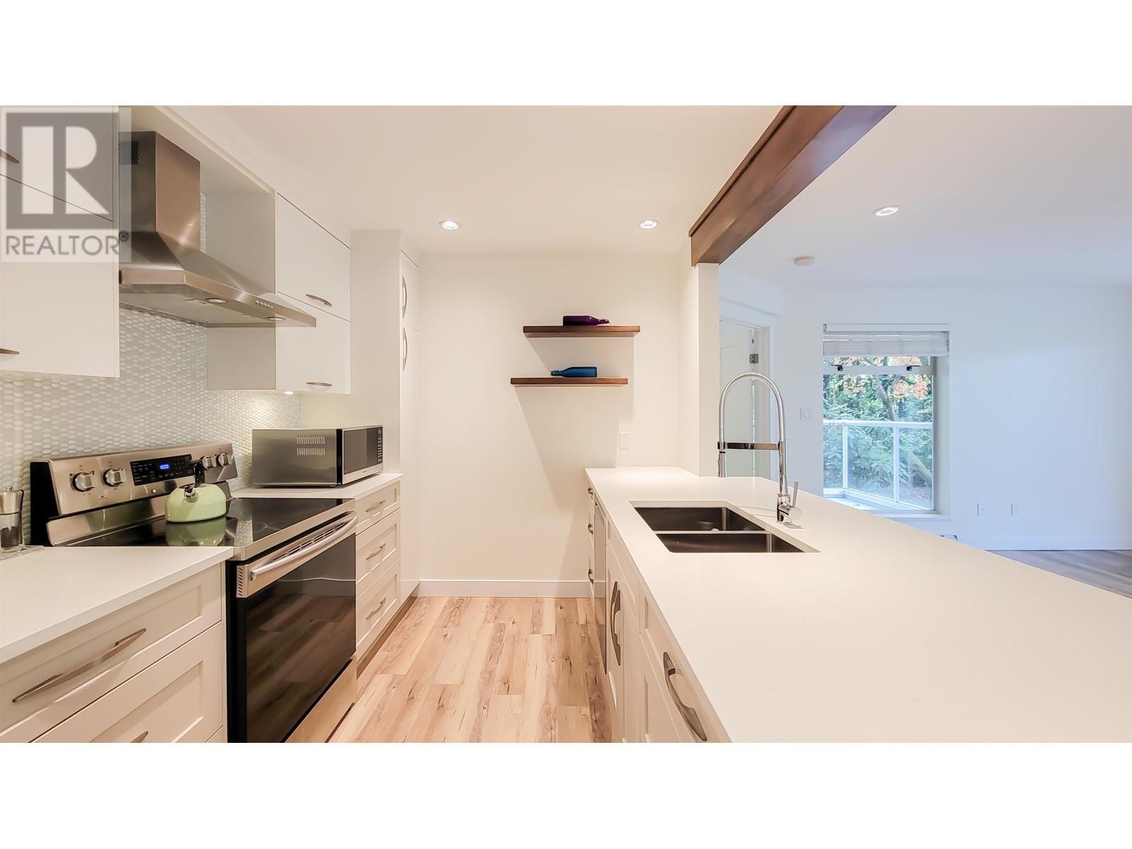 208 2733 ATLIN PLACE