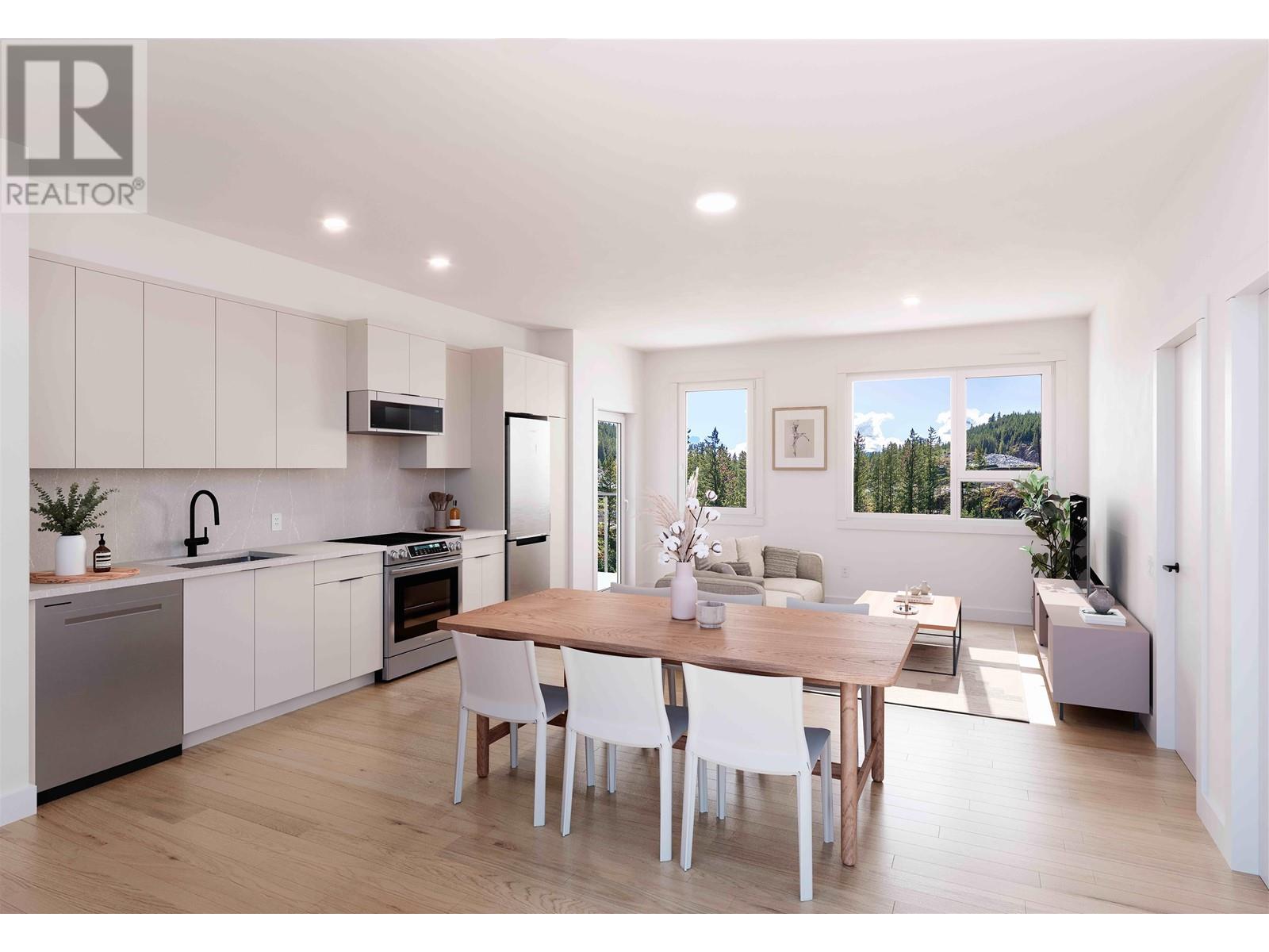 201 1055 Raven Drive, Squamish, British Columbia  V0V 0V0 - Photo 1 - R2945067