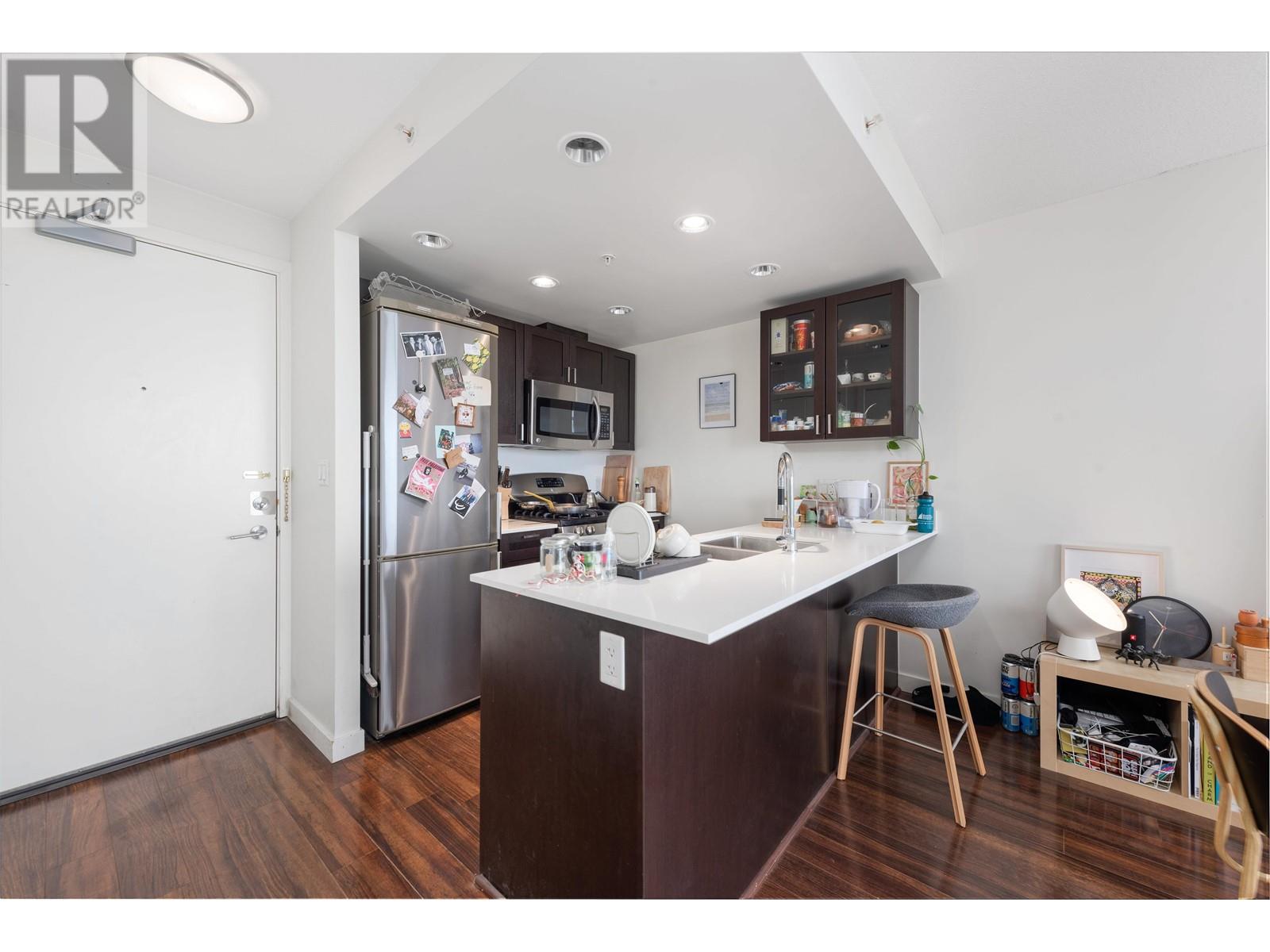 Listing Picture 9 of 26 : 2008 4815 ELDORADO MEWS, Vancouver / 溫哥華 - 魯藝地產 Yvonne Lu Group - MLS Medallion Club Member