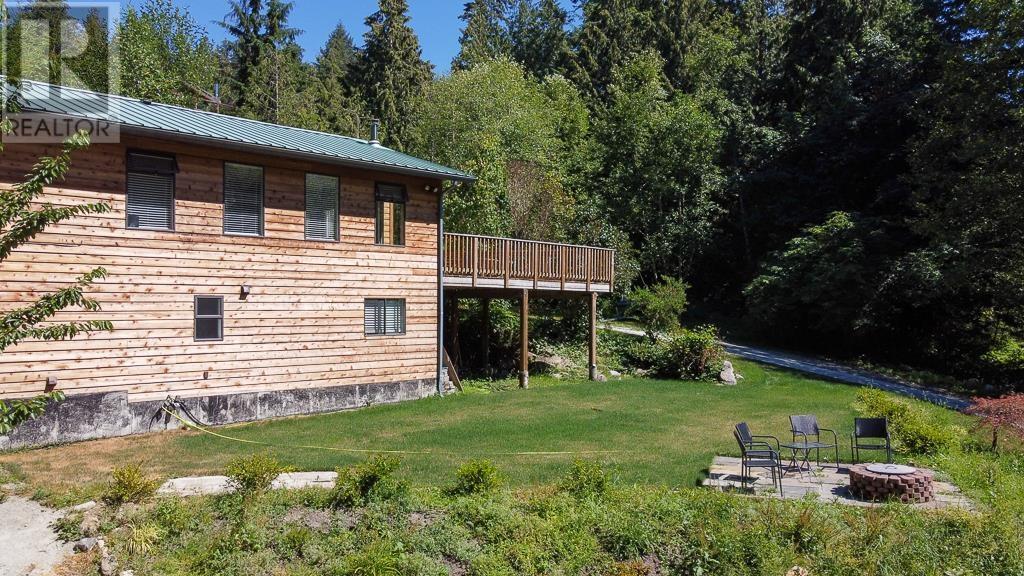 5534 Sans Souci Road, Halfmoon Bay, British Columbia  V7Z 1B6 - Photo 9 - R2945064