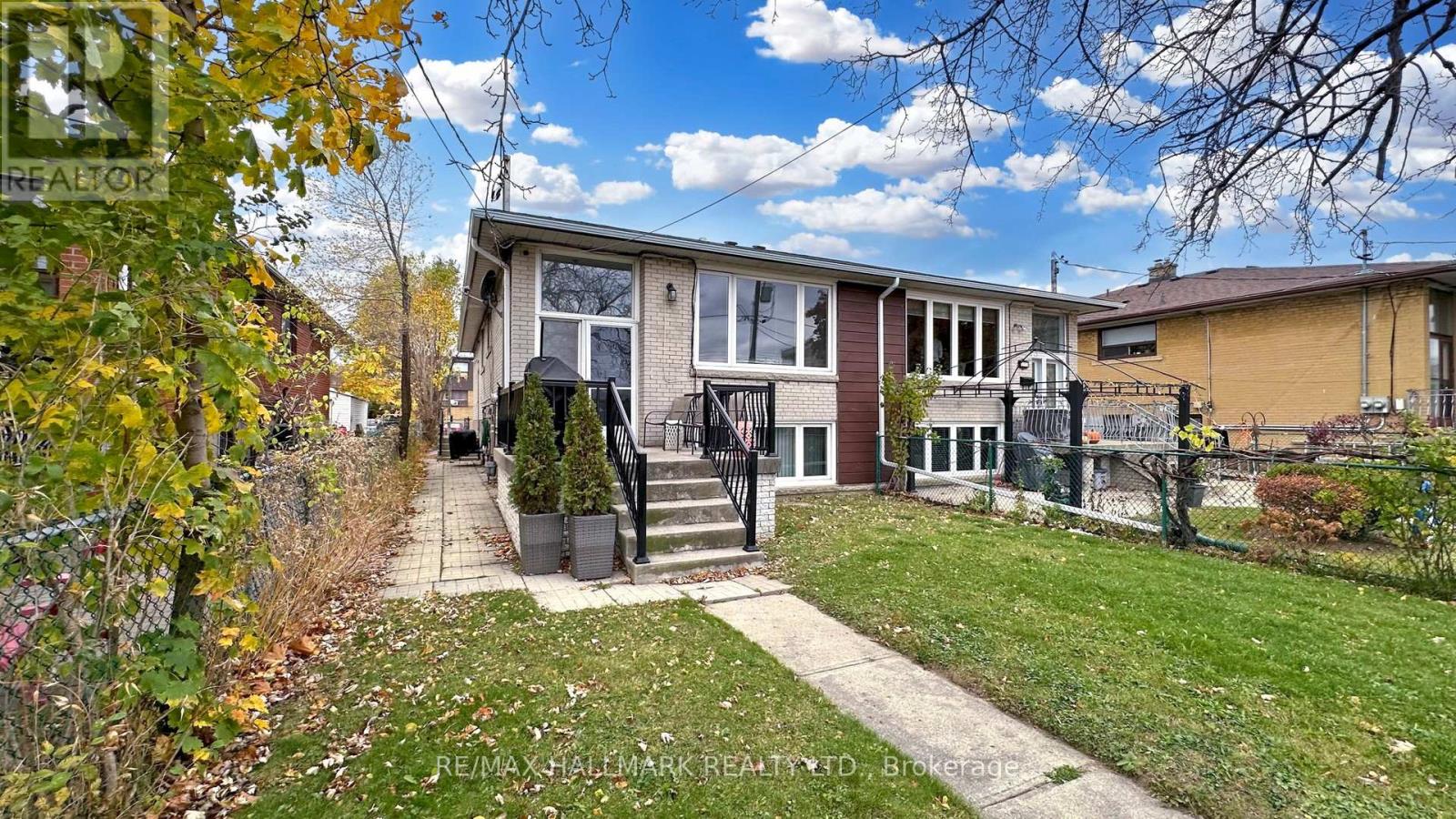 Lower - 3572 Dufferin StreetToronto (Downsview-Roding-Cfb), Ontario  M3K 1N1 - Photo 2 - W10429318