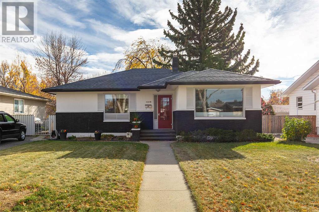 2218 9 Avenue S, Lethbridge, Alberta