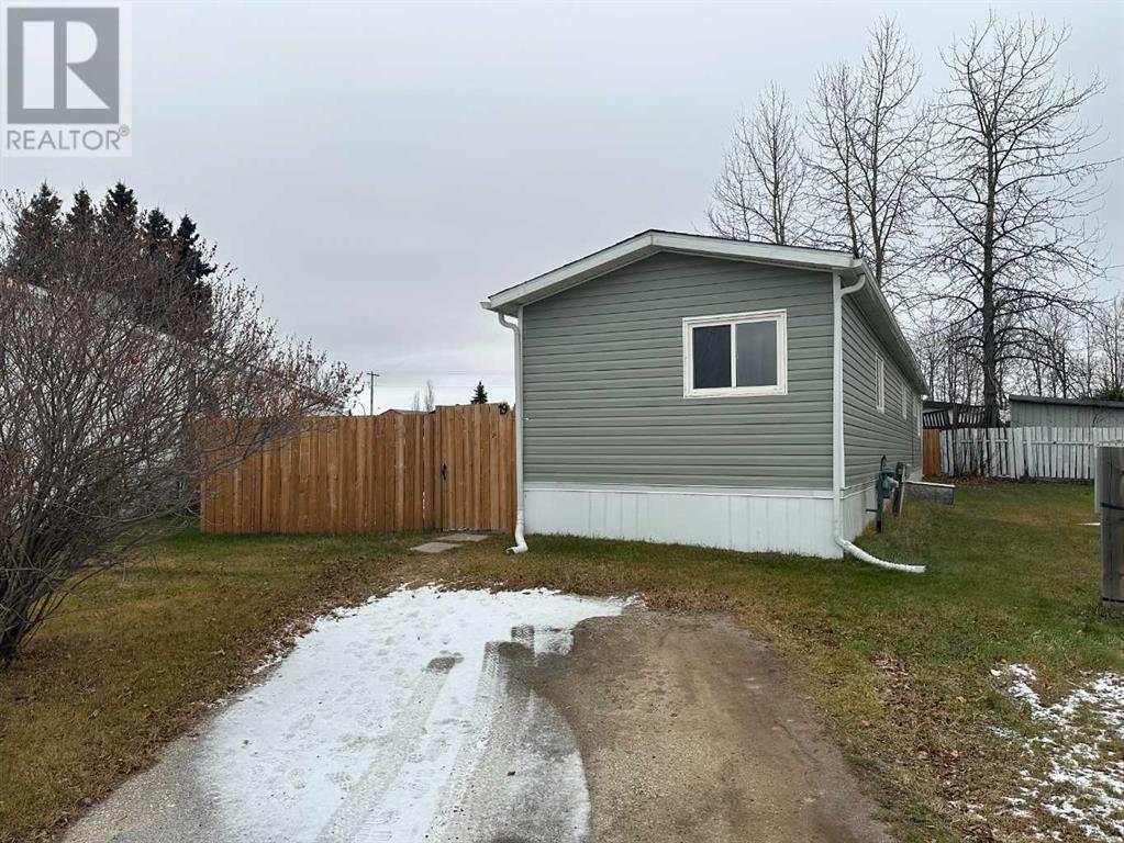 19, 812 6 Avenue Sw, Slave Lake, Alberta  T0G 2A4 - Photo 2 - A2179584