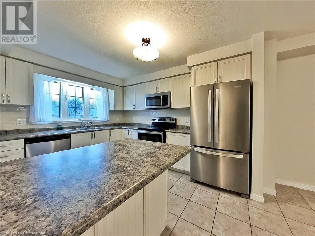 184 Maitland Street, Kitchener, Ontario  N2R 0C3 - Photo 13 - 40678509