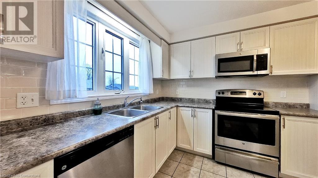 184 Maitland Street, Kitchener, Ontario  N2R 0C3 - Photo 9 - 40678509