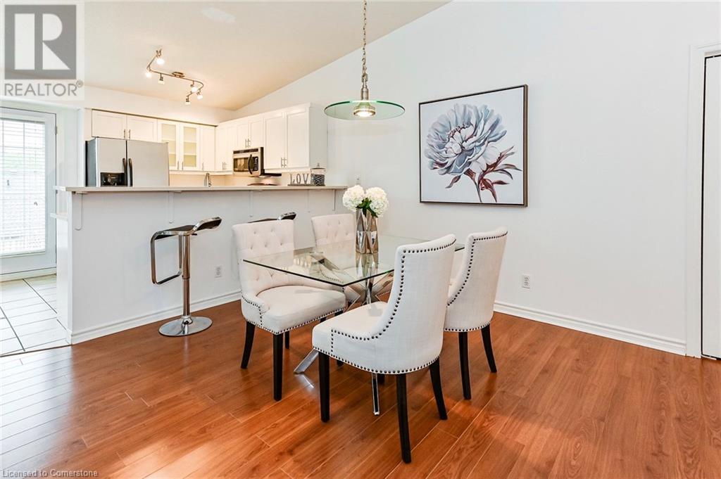 1830 Walker's Line Unit# 401, Burlington, Ontario  L7M 4V5 - Photo 4 - 40678849