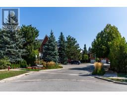 24 - 2004 GLENADA CRESCENT, Oakville, Ontario